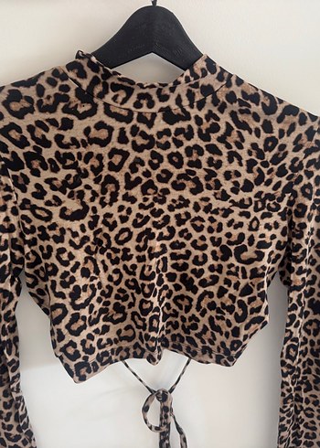 Kahverengi Leopar Desenli Uzun Kollu sırt detaylı Bluz