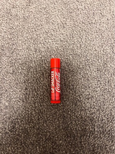 Lip smacker