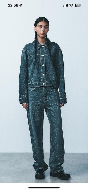 Zara taşlı jean