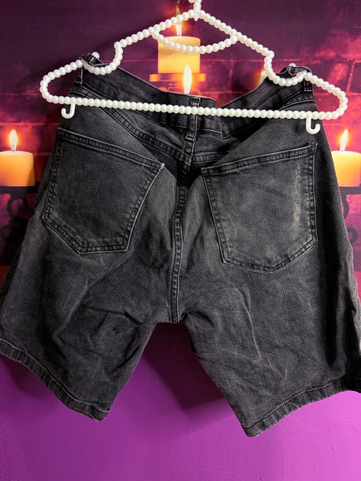 Gri Yırtık Detaylı Bağlamalı Kot Şort - Görsel 5