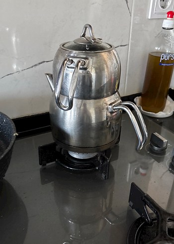 Gri Metal Çaydanlık