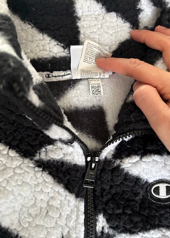 Champion Siyah Beyaz Desenli Kapüşonlu Polar orijinal - Görsel 5