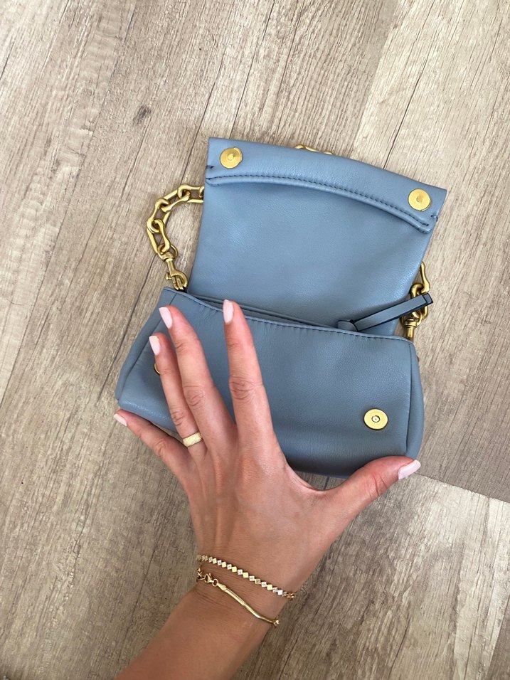 Zincir Detaylı Mavi Deri Kadın Çanta - Görsel 2
