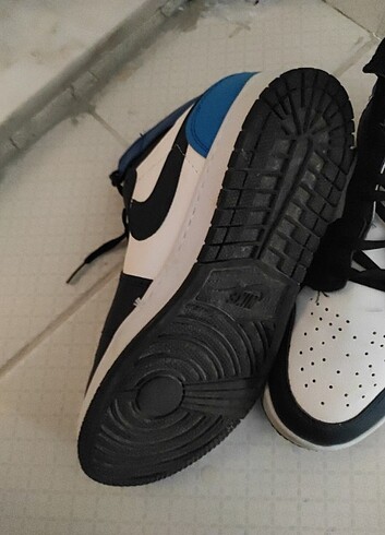 #nike#adidas