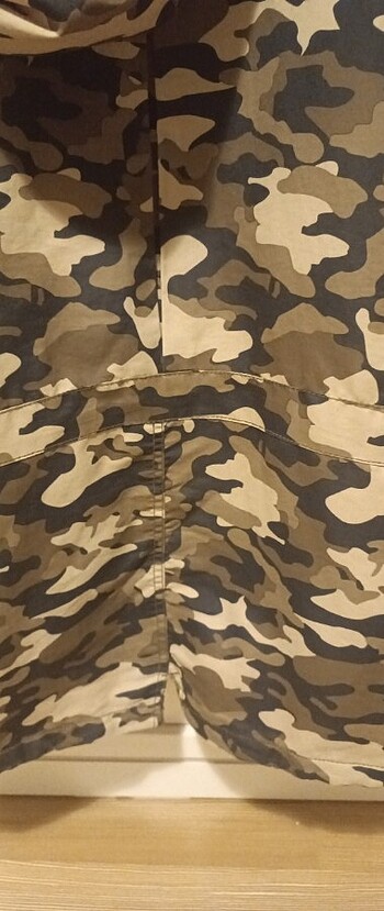 Zara yagmurluk çok tarz duruyor. - Görsel 4