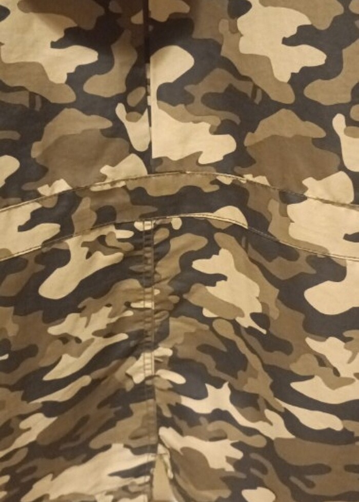 Zara yagmurluk çok tarz duruyor. - Görsel 4