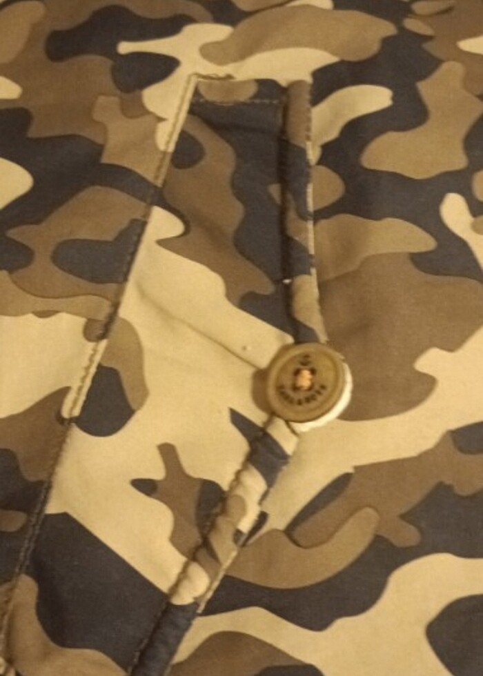 Zara yagmurluk çok tarz duruyor. - Görsel 5