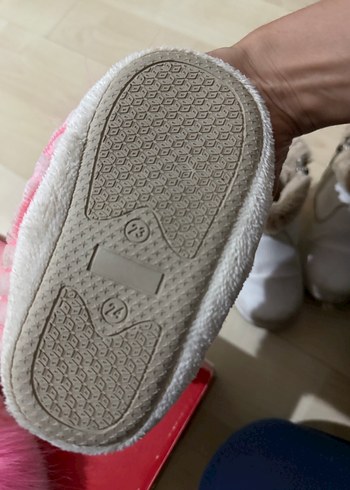 Nakışlı Pembe Kız Çocuk Sıcak Kürklü ev botu - Görsel 3