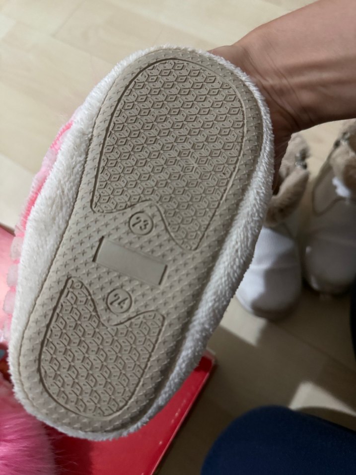 Nakışlı Pembe Kız Çocuk Sıcak Kürklü ev botu - Görsel 3