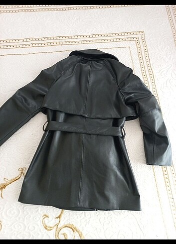 xs Beden Zara marka deri ceket
