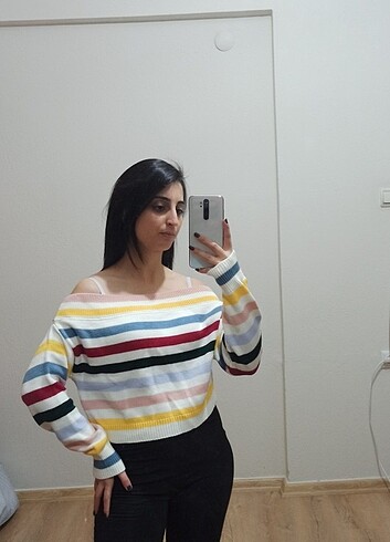 Trendyol & Milla Omzu açık bluz