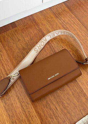 Michael Kors Kahverengi Capraz Canta