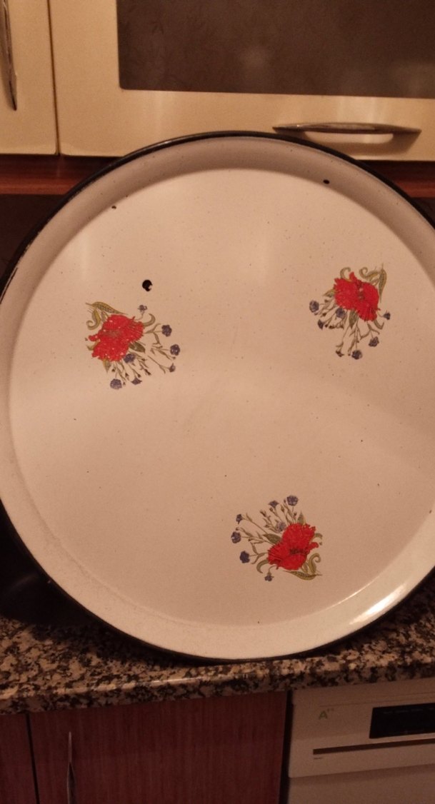 Kırmızı Çiçek Desenli Yuvarlak tepsi - Görsel 2