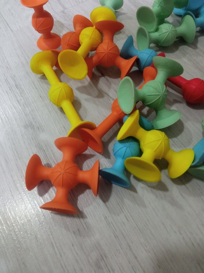 renkli molekül oyuncaklar - Görsel 2