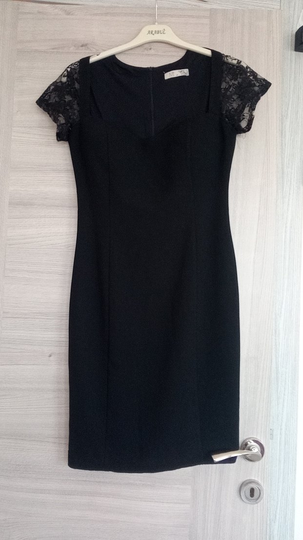 Dantelli Siyah Midi V Yakalı Kadın Elbise - Görsel 3