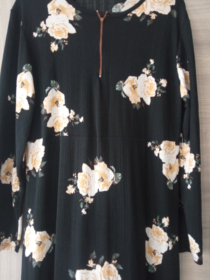 Çiçek Desenli Siyah Uzun Kollu Bohem Elbise - Görsel 2