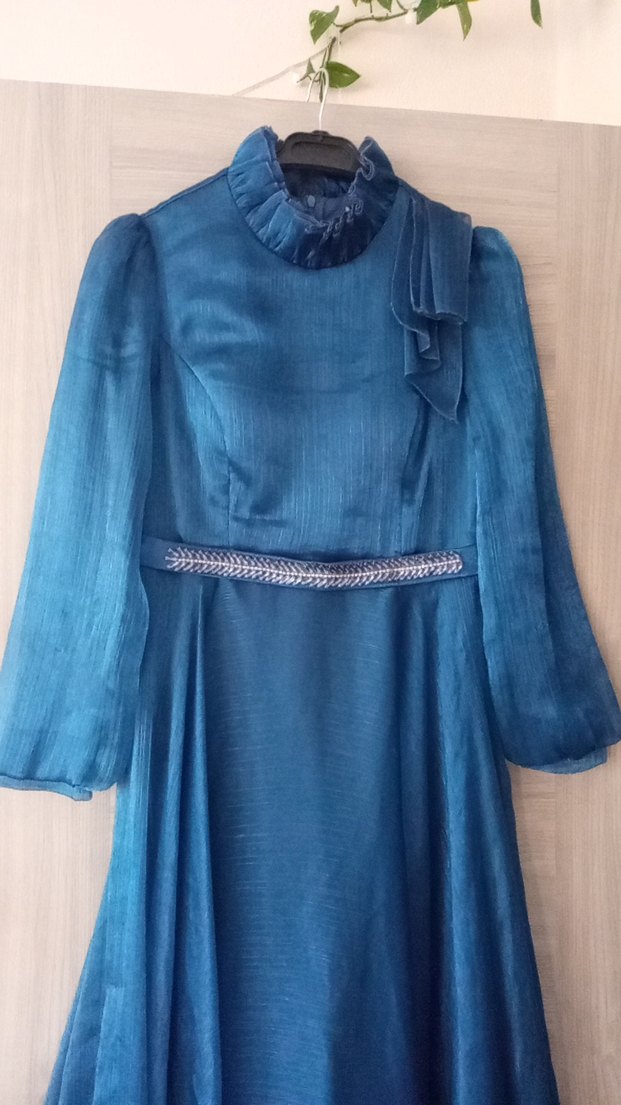 Uzun Lacivert tesettür abiye elbise - Görsel 4