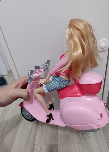 Barbie motor