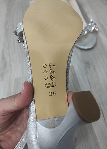 Diğer Yeni Ayakkabı