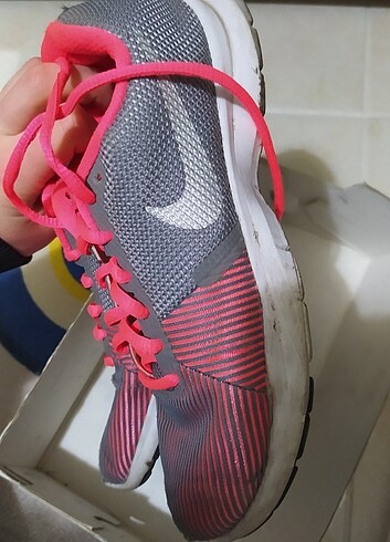 Orijinal Nike spor ayakkabı 