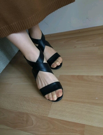 topuklu sandelet