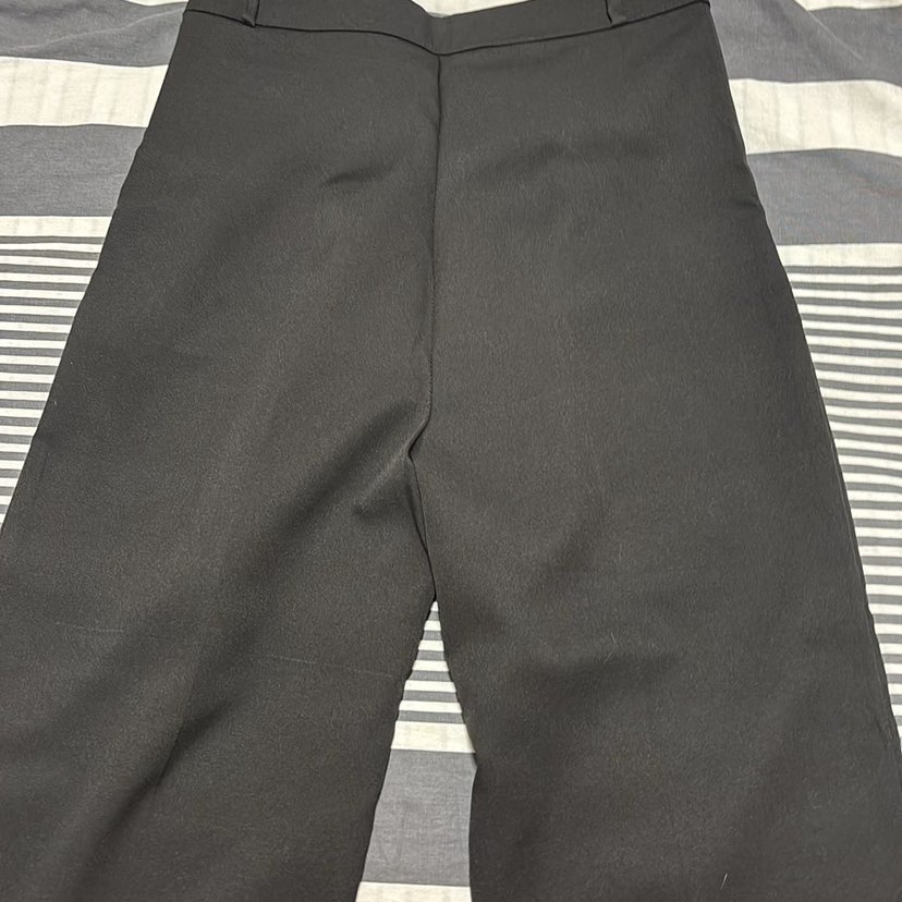Şık Siyah Düz Kesim Pantolon — görsel 3/5