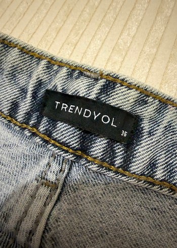 Açık Mavi Mini Denim Şort - Görsel 3