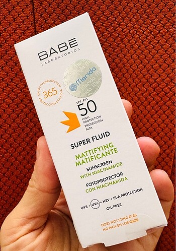 Beden Babe Matte Güneş Kremi Spf 50 Super Fluid