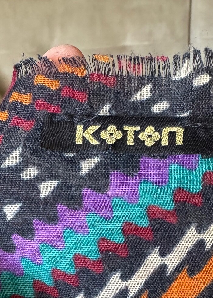 Koton Marka Renkli Şal - Görsel 5