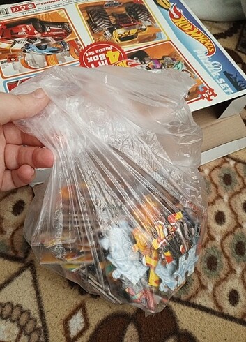 Puzzle set