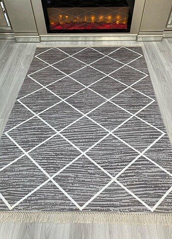 4 ve 6 Metre Kare Kaymaz Taban Halılarımız Her Renk Model Mevcut
