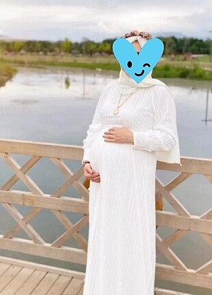 Hamile veya nikah elbisesi
