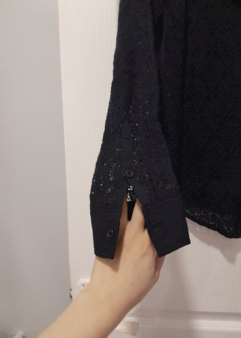 Siyah Düğmeli Uzun Kollu Gotik Kadın Gömlek - Görsel 4