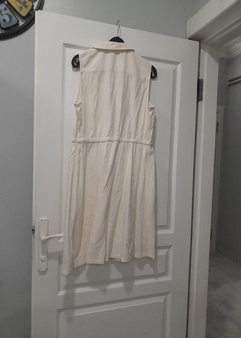 Kolsuz Beyaz Kemerli Uzun Keten Elbise - Görsel 7