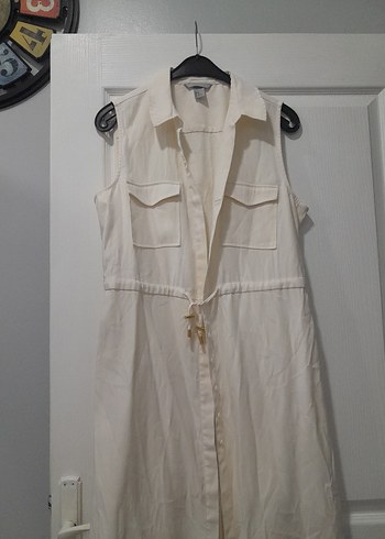 Kolsuz Beyaz Kemerli Uzun Keten Elbise - Görsel 3