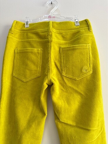 10 Yaş Beden sarı Renk Benetton 9-10 yaş sarı kadife tayt pantolon