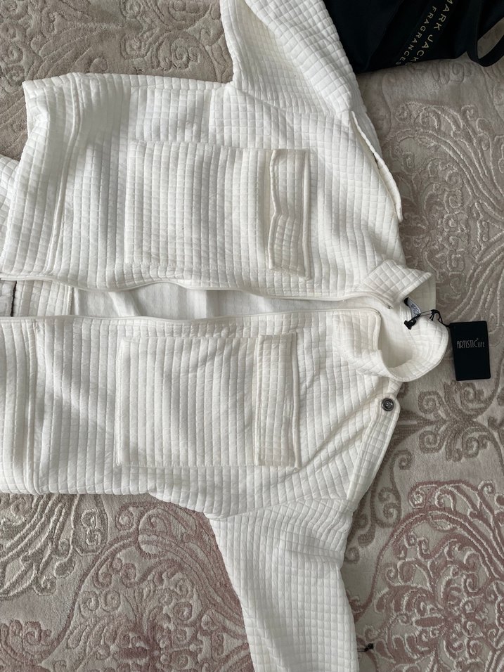 beyaz takım - Görsel 2