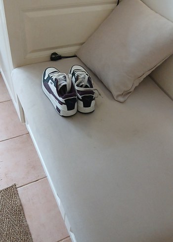 Kadın Beyaz Gri Bağcıklı Spor Ayakkabı,puma ,38 ,yeni ,orijinal - Görsel 3