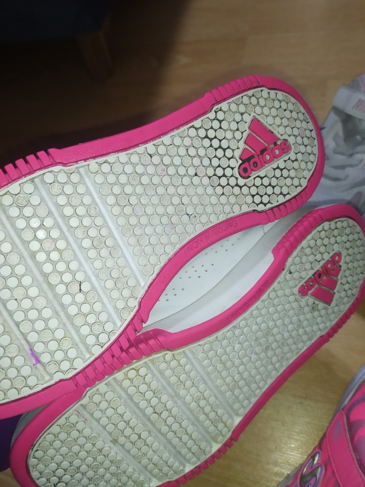 33/34 ve 35 numara orjinal ayakkabılar - Görsel 5