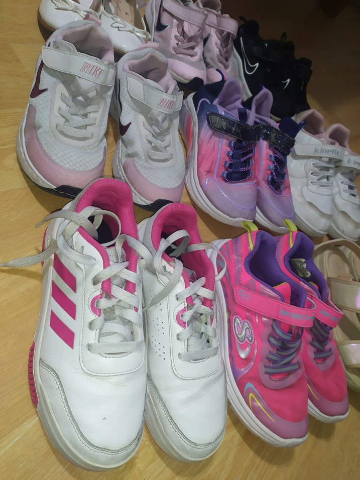 33/34 ve 35 numara orjinal ayakkabılar - Görsel 2