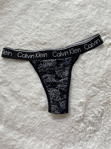 Calvin Klein String