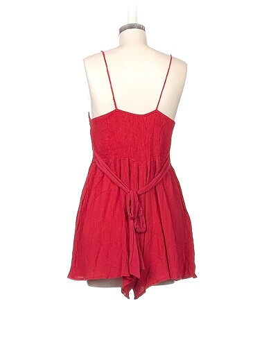 s Beden Pull and Bear Kısa Tulum %70 İndirimli.