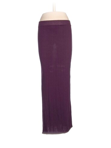 Bershka Uzun Etek %70 İndirimli.