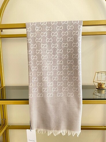  Beden GUCCİ İPEK ŞAL