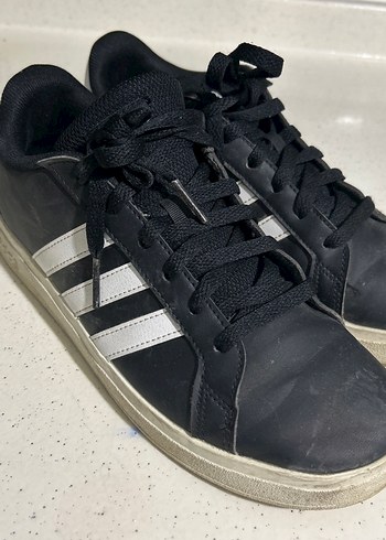 Siyah Beyaz Adidas Kadın Spor Ayakkabı - Görsel 5