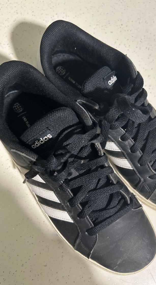 Siyah Beyaz Adidas Kadın Spor Ayakkabı - Görsel 2