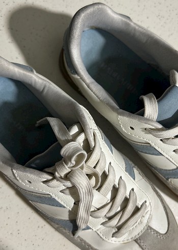 Gri Beyaz Kadın Dolgu Topuk Spor Ayakkabı - Görsel 5