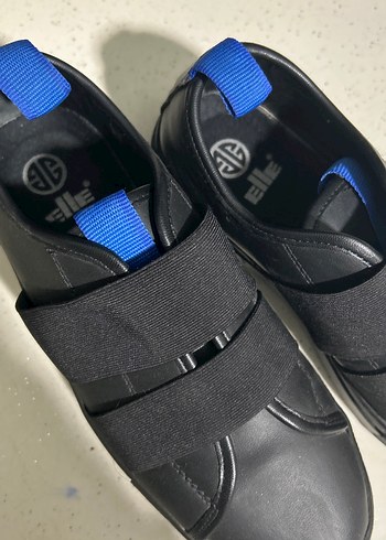 Mavi Detaylı Kadın Elle Marka Ayakkabı - Görsel 2