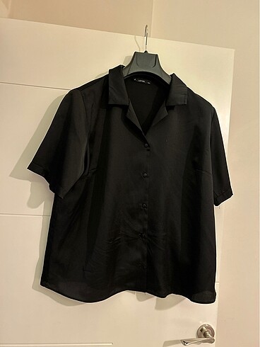 Siyah saten gömlek - Görsel 2
