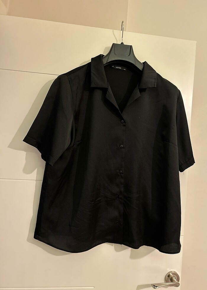 Siyah saten gömlek - Görsel 2